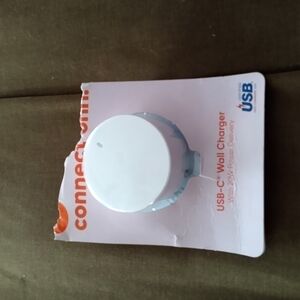 USB-C Wall Charger - White